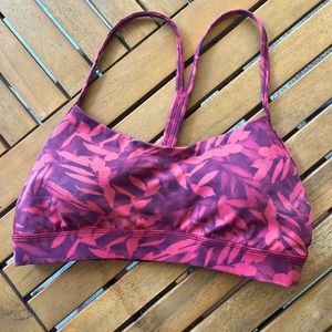 Lululemeon sports bra with removable pads